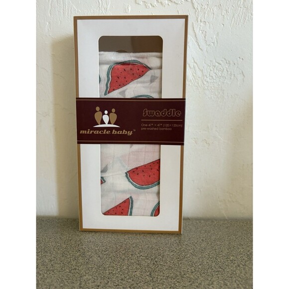 Miracle Baby Swaddle Or Breast Feed Cover Watermelon Blanket 47 x 47in New N Box - Picture 3 of 5